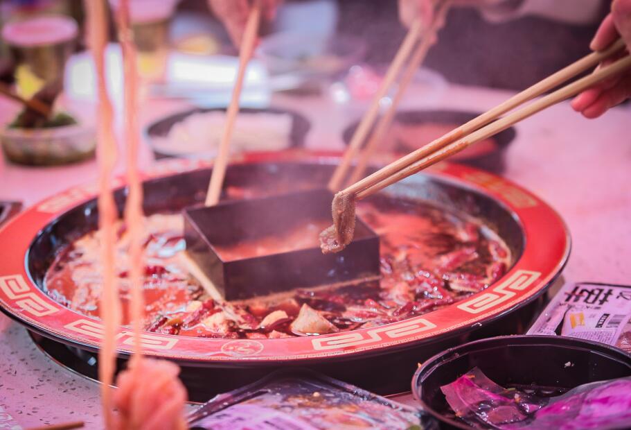 宜昌開火鍋加盟店，如何讓顧客贊不絕口？