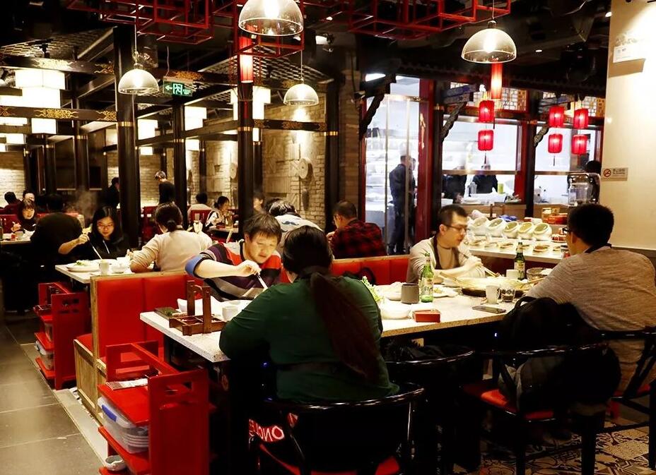 新開的重慶火鍋店沒人光顧？這樣擺盤人氣高漲！