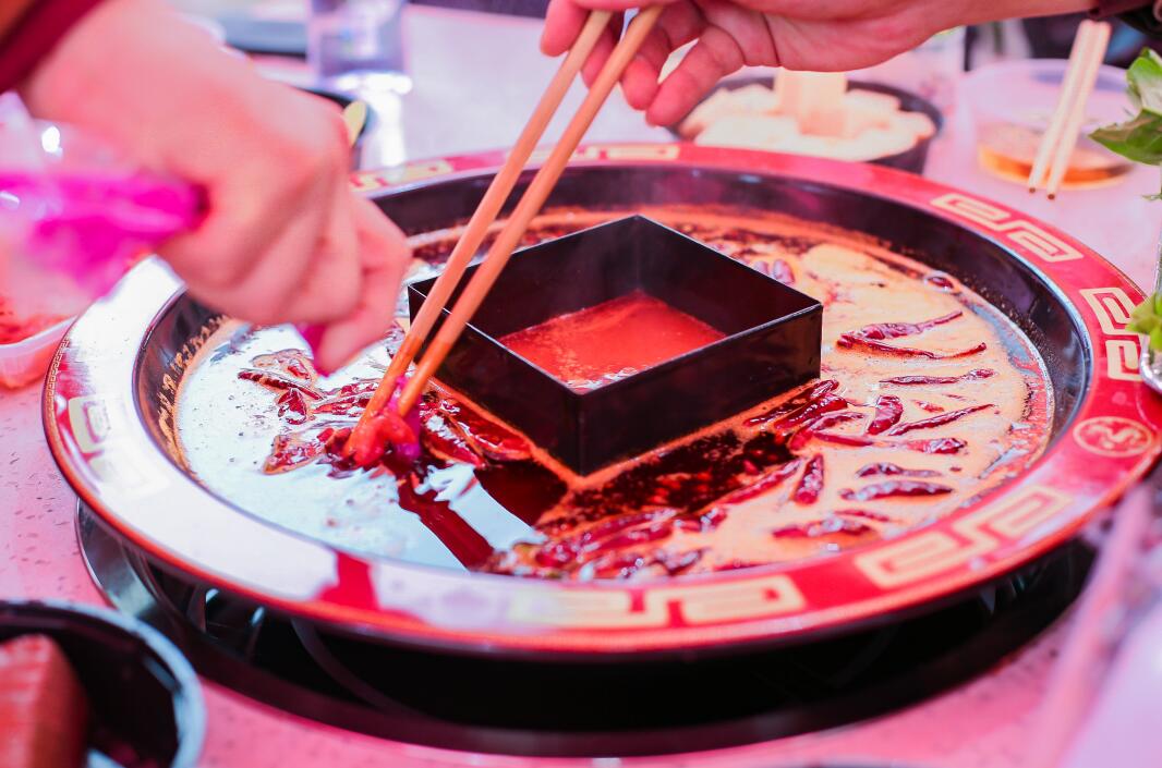 佳木斯開(kāi)火鍋加盟店，真的不需要經(jīng)驗(yàn)嗎？