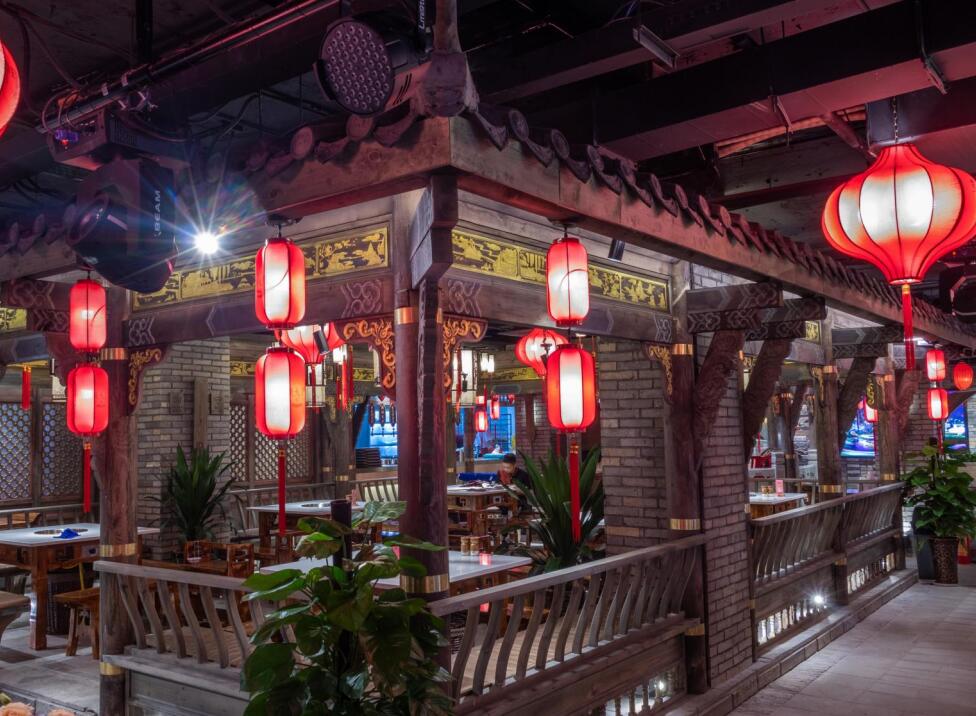 火鍋加盟店有哪些服務(wù)禮儀？一起學(xué)起來！