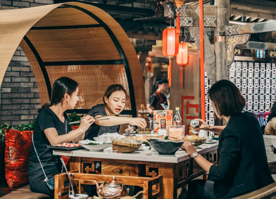 重慶火鍋深受歡迎，除了味道外還與這點有關(guān)！