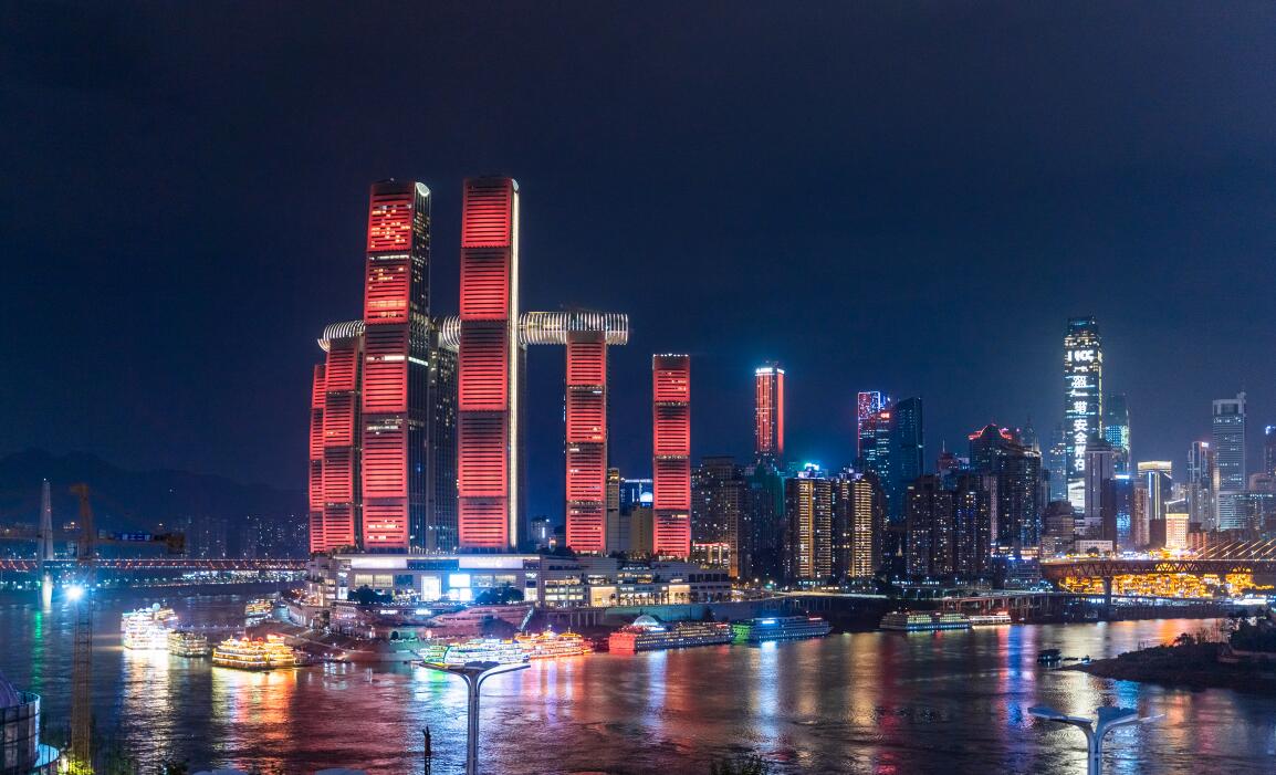 被朋友圈贊爆的朝天門旅游攻略！風景奇幻重慶火鍋超贊！