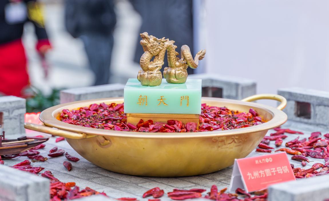 開一家火鍋店，加盟與自創，誰更適合？