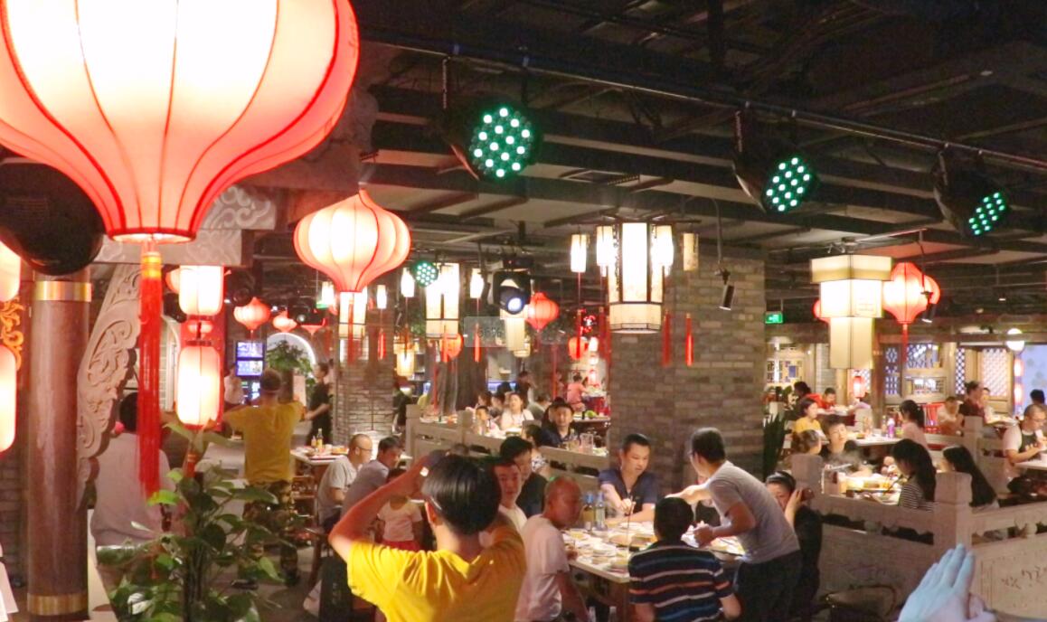 重慶火鍋加盟店，秋冬推薦菜品，生意全靠它！